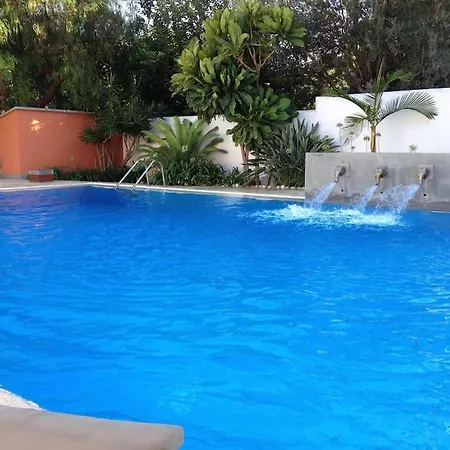 Elloise Apartamento *